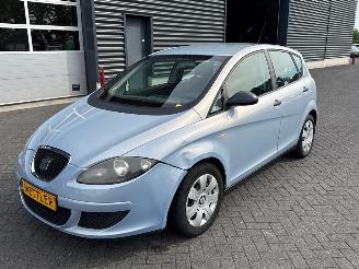 krockskadad bil auto Seat Altea 1.6 MPV  Benzine 1.598cc 75kW (102pk) FWD 2005/1