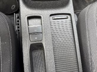 Ford Kuga 1.5 EcoBoost 12V 120 SUV  Benzine 1.496cc 88kW (120pk) FWD picture 22