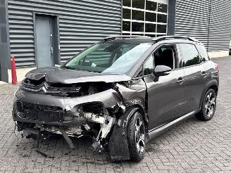 Voiture accidenté Citroën C3 Aircross 1.2 e-THP PureTech 130 SUV  Benzine 1.199cc 96kW (131pk) FWD 2020/11