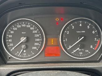 BMW 3-serie 325i 24V Coupe 2Dr Benzine 2.497cc 160kW (218pk) RWD picture 13