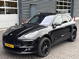 skadebil auto Porsche Macan S 3.0 V6 24V S SUV  Benzine 2.997cc 250kW (340pk) 4x4 2015/2