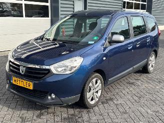 krockskadad bil auto Dacia Lodgy 1.2 TCE 16V MPV  Benzine 1.198cc 85kW (116pk) FWD 7 persoons 2016/2