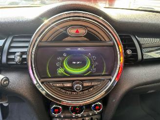 Mini Cooper S 2.0 16V Cooper S Hatchback 2Dr Benzine 1.998cc 141kW (192pk) FWD picture 15