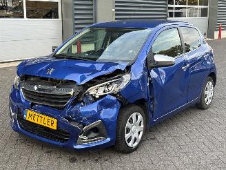 krockskadad bil auto Peugeot 108 1.0 12V VVT-i Hatchback  Benzine 998cc 53kW (72pk) FWD 2019/10