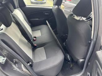 Toyota Yaris Yaris III (P13), Hatchback, 2010 / 2020 1.5 16V Dual VVT-iE picture 15