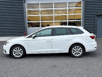 Seat Leon SPORTOURER ST 1.5 TSI 16V Combi/o 4Dr Benzine 1.495cc 96kW (131pk) FWD picture 2