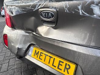 Kia Picanto 1.0 12V Hatchback  Benzine 998cc 51kW (69pk) FWD picture 19