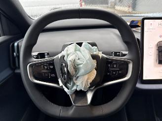 Volvo EX30 Single Motor Extended Range 69 kWh SUV  Elektrisch  200kW (272pk) RWD picture 12