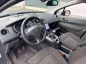 Peugeot 5008 1.6 THP 16V MPV  Benzine 1.598cc 115kW (156pk) FWD picture 15