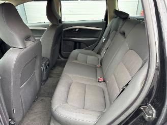 Volvo V-70 2.4 D 20V Combi/o  Diesel 2.401cc 120kW (163pk) FWD picture 10