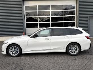 BMW 3-serie M340i xDrive 3.0 Turbo 24V Mild hybrid Combi/o  Elektrisch Benzine 2.998cc 275kW (374pk) 4x4 picture 2