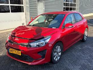 Schadeauto Kia Rio 1.0i T-GDi 100 12V Hatchback  Benzine 998cc 74kW (101pk) FWD 2022/11
