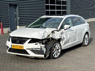 damaged passenger cars Seat Leon FR 1.4 TSI 16V Combi/o 4Dr Benzine 1.395cc 92kW (125pk) FWD 2018/8