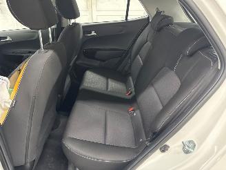 Kia Picanto 1.0 DPI picture 19