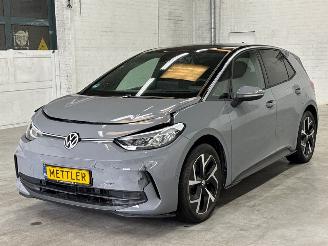 Avarii autoturisme Volkswagen ID.3 Pro 63 kWh Hatchback 4Dr Elektrisch  150kW (204pk) RWD 2024/6