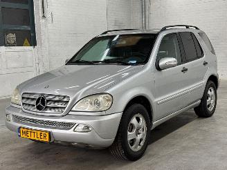 Avarii autoturisme Mercedes ML 270 2.7 CDI 20V SUV  Diesel 2.685cc 120kW (163pk) 4x4 2005/1
