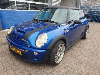 Damaged car Mini Cooper S 1.6 Chili 2006/6