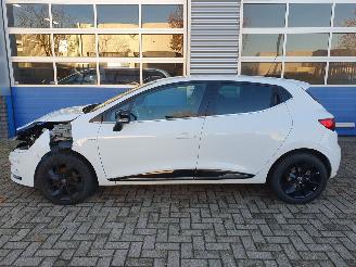 Renault Clio 0.9 TCe Limited picture 2