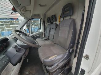 Peugeot Boxer 335 3.0 HDI L2H2 picture 11