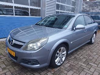 Vaurioauto  passenger cars Opel Vectra GTS 1.8-16V Executive Automaat 2008/8