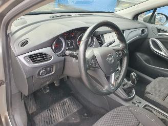 Opel Astra SPORTS TOURER 1.6 CDTI Online Edition picture 13