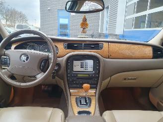 Jaguar S-type 2.7D V6 Executive Automaat picture 14