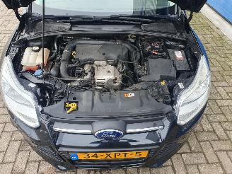 Ford Focus 1.0 EcoBoost Lease Trend picture 9