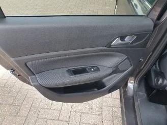 Peugeot 308 1.2 PureTech Blue Lease Premium picture 29