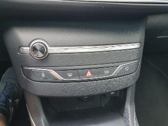 Peugeot 308 1.2 PureTech Blue Lease Premium picture 26