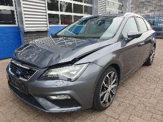Vaurioauto  passenger cars Seat Leon ST FR 1.8 tsi Xcellence Automaat 2017/9