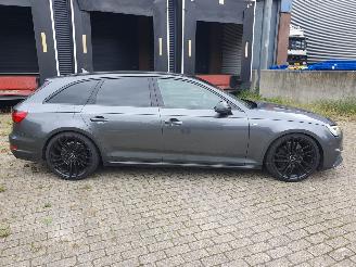 Audi A4 Avant 2.0 TDI Sport S line edition Schadevrij picture 6