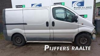 Vrakbiler auto Opel Vivaro Vivaro, Van, 2000 / 2014 2.5 DTI 16V 2005/4