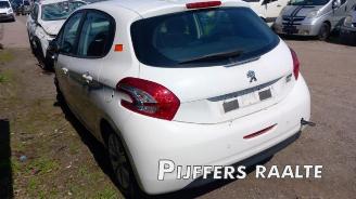 Peugeot 208 208 I (CA/CC/CK/CL), Hatchback, 2012 / 2019 1.2 Vti 12V PureTech 82 picture 10