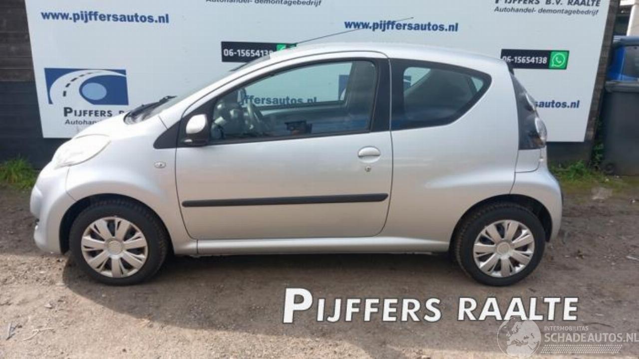 Citroën C1 C1, Hatchback, 2005 / 2014 1.0 12V