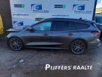 Vrakbiler auto Ford Focus Focus 4 ST Wagon, Combi, 2019 / 2025 2.3 ST EcoBoost 16V 2022/11