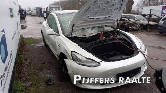 Tesla Model 3 Model 3, Sedan, 2017 Long Range 72kWh picture 4