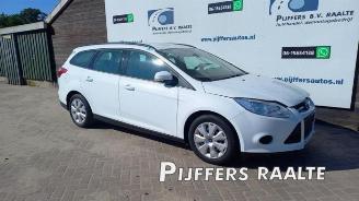 Démontage voiture Ford Focus Focus 3 Wagon, Combi, 2010 / 2020 1.0 Ti-VCT EcoBoost 12V 100 2013/7