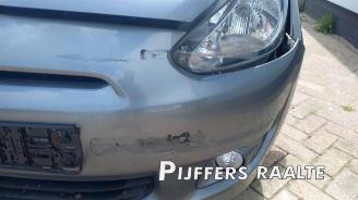 Mitsubishi Space-star Space Star (A0), Hatchback, 2012 1.0 12V picture 12