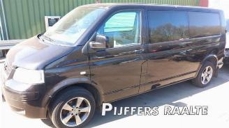 Vrakbiler auto Volkswagen Transporter Transporter T5, Van, 2003 / 2015 2.5 TDi 2007/6