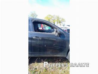 Peugeot 308 308 (L3/L8/LB/LH/LP), Hatchback 5-drs, 2013 / 2021 1.6 BlueHDi 120 picture 28