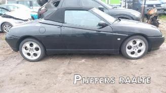 Vrakbiler auto Alfa Romeo Spider Spider (916), Cabrio, 1994 / 2005 2.0 16V Twin Spark 1998/6