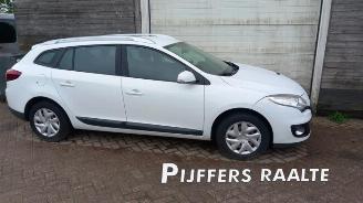 Auto da rottamare Renault Mégane Megane III Grandtour (KZ), Combi 5-drs, 2008 / 2016 1.2 16V TCE 115 2013/8