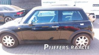 Vrakbiler auto Mini Mini Mini Open (R52), Cabrio, 2004 / 2008 1.6 16V Cooper 2005/3