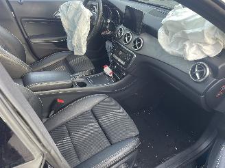 Mercedes Cla-klasse 180 Business Solution Plus Upgrade Edition N.A.P NL AUTO AUTOMAAT PRACHTIG!!! picture 10