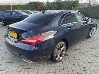 Mercedes Cla-klasse 180 Business Solution Plus Upgrade Edition N.A.P NL AUTO AUTOMAAT PRACHTIG!!! picture 2