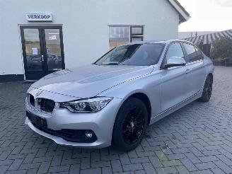 Unfallwagen BMW 3-serie 318i Executive AUTOMAAT N.A.P NL AUTO PRACHTIG!!! 2017/8