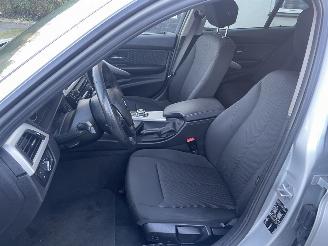 BMW 3-serie 318i Executive AUTOMAAT N.A.P NL AUTO PRACHTIG!!! picture 9