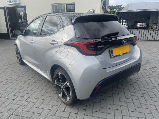 skadebil auto Toyota Yaris 1.5 Hybrid 130 Launch Edition N.A.P NL AUTO PRACHTIG!!! 2024/4