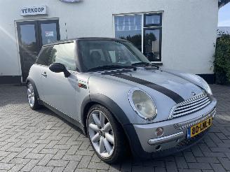 krockskadad bil auto Mini Mini COOPER 1.6 Cooper 2003/6