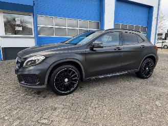 Coche accidentado Mercedes GLA 200 AUTOMAAT  AMG  EDITION 1 2014/9